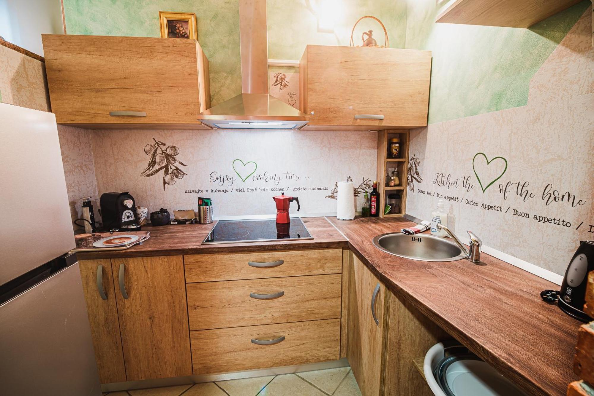 ברז'יס Lux Living Apartments Budic Near Terme Catez חדר תמונה