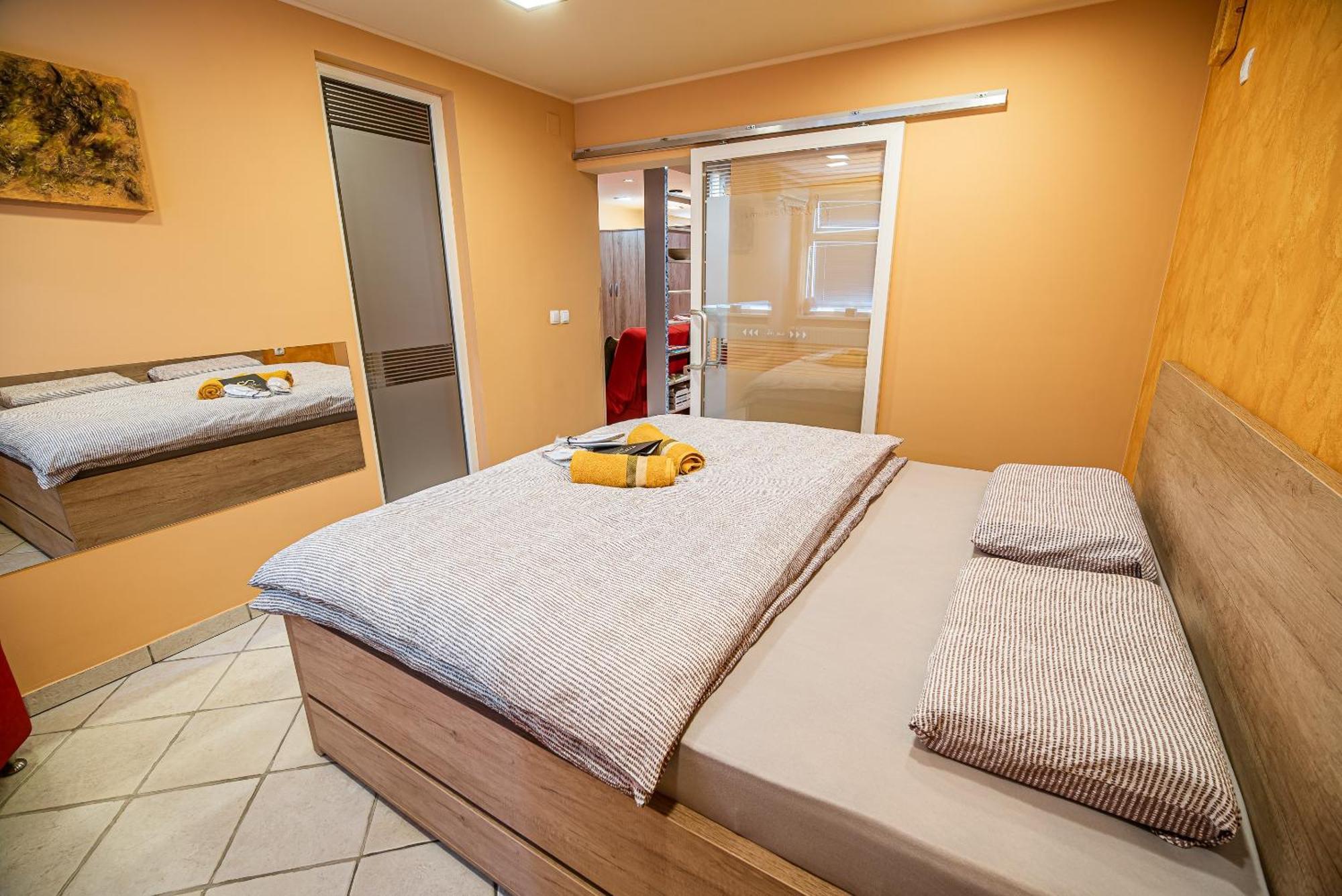 ברז'יס Lux Living Apartments Budic Near Terme Catez חדר תמונה